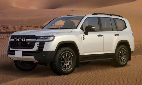 憧れのダカールラリー仕様『ランクル300』が買える！ 12台限定、938万800円から