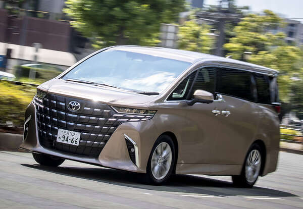 「アルファード」など狙われた高級車、「わずか2分半」で乗っ取り［新聞ウォッチ］