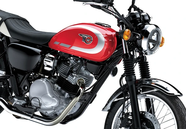 「所有欲がそそられる」色彩を一新したネオレトロな『W230』が話題に、ライダーからはある要望も？