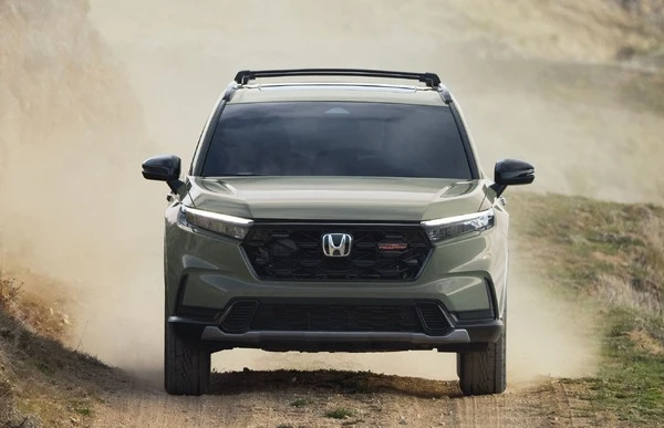 ホンダ『CR-V』に初のオフロード仕様「トレイルスポーツ」登場
