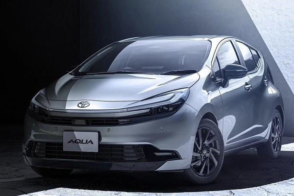 トヨタ株価が続落、大手証券目標株価引き上げも反応薄