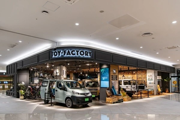 トイファクトリー土岐店がリニューアル、キャンピングカー展示台数が大幅増