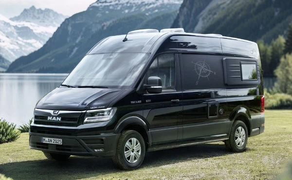 VW傘下のMANがキャンピングカーのベース車発表、ホイールベース4000mm…独キャラバンサロン2025