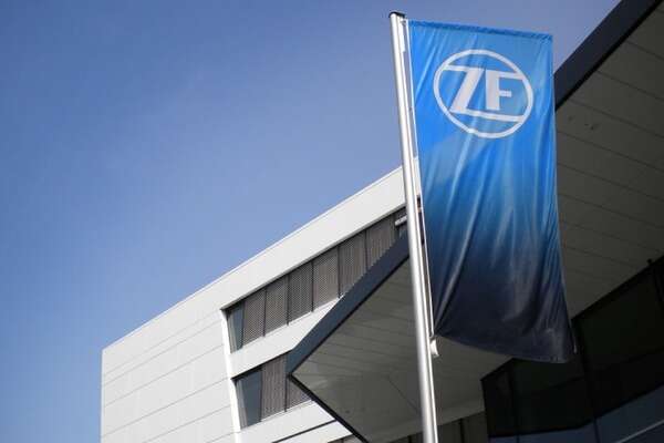 ZF、電動パワートレイン技術に注力へ、事業の再編を計画