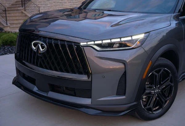 インフィニティの中型SUV『QX60』、改良新型は表情一新…初の「SPORT」も設定