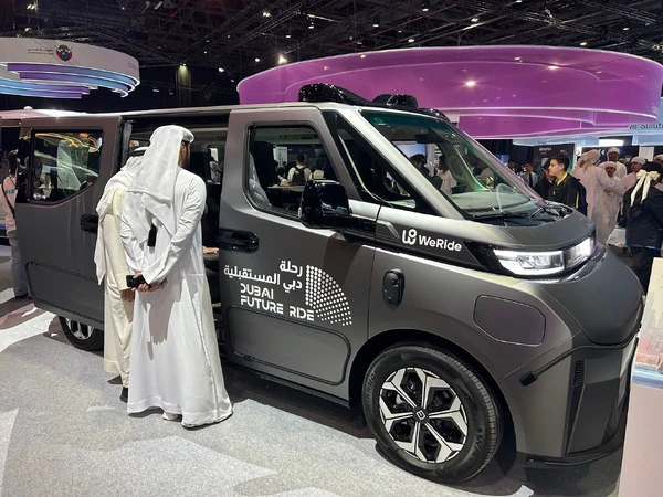 自動運転WeRide、ドバイでロボタクシー試験許可獲得…2026年完全無人運転開始へ