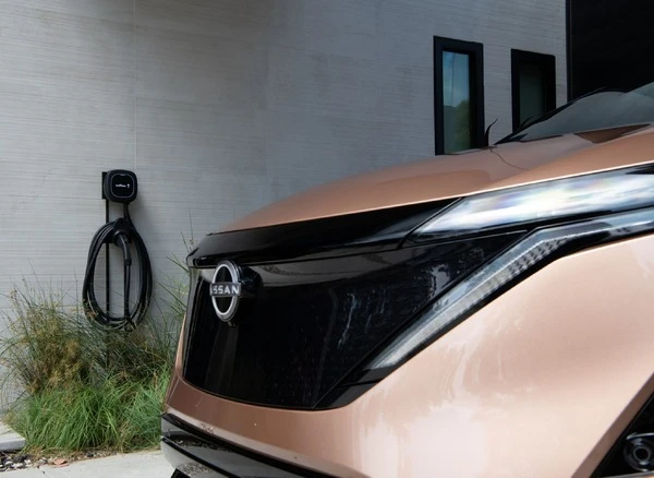 日産カナダ、EV充電の「ワンストップサービス」展開