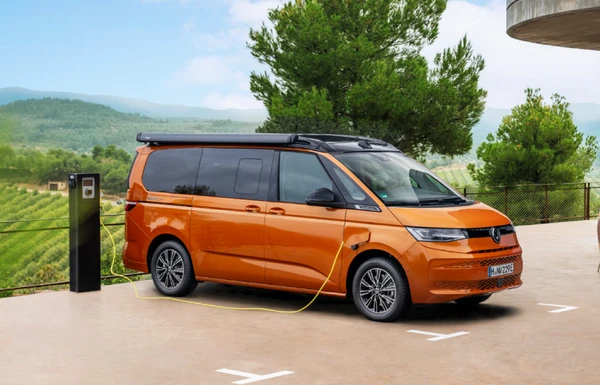 VW『カリフォルニア ビーチ』新型、第3世代のキャンピングカーを欧州発売