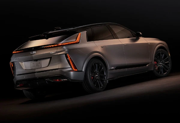 「史上最速のキャデラック」欧州市場に投入へ、615馬力のEV『リリックV』
