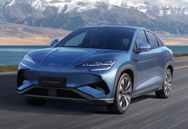 「モデルYより100万近く安いのか」BYDの新型SUV『シーライオン7』の高コスパにSNSでは驚愕の声