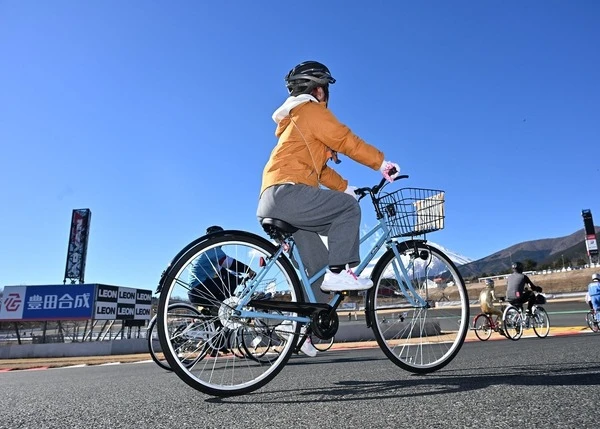 ママチャリ6時間耐久、富士スピードウェイで2026年1月開催…電動自転車クラスも