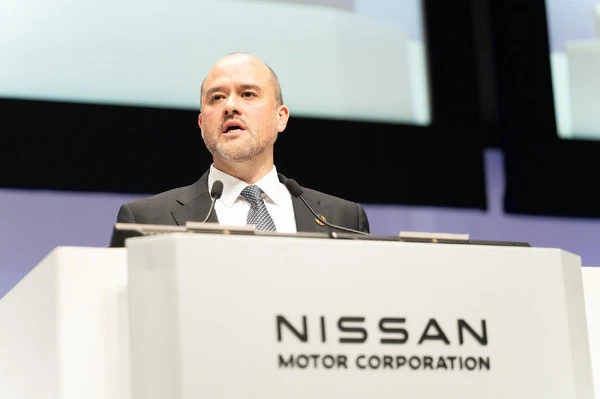 日産株主総会、社外取締役留任などへの批判噴出、「日産愛」の株主の“はけ口”に［新聞ウォッチ］