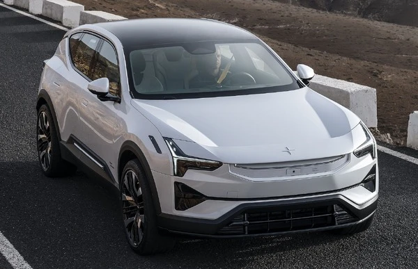 EVポールスター、売上高84%増で赤字縮小…2025年第1四半期決算