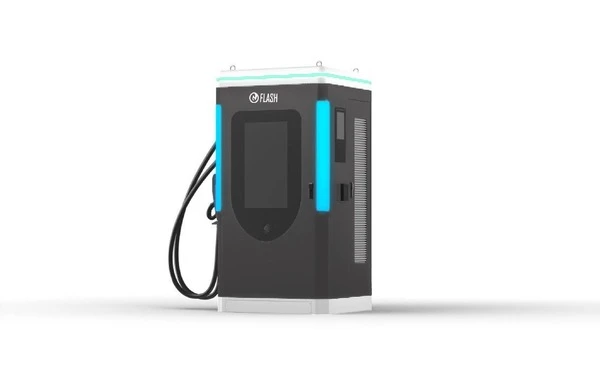 新世代EV急速充電器「FLASH MARK 6」、オートバックスかしわ大井に設置…240kWで急速充電可能