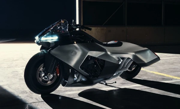 BMWモトラッド、『Vision K18』発表…直列6気筒エンジンの力を見える形に