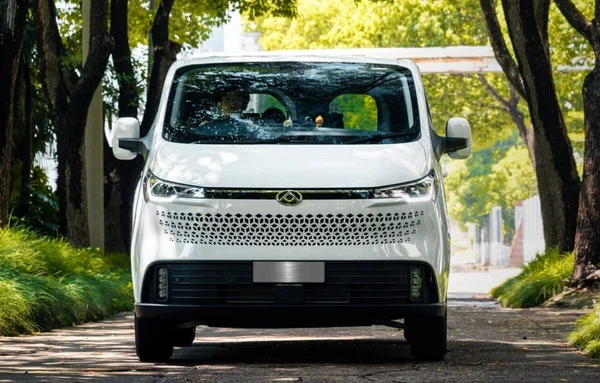 新型電動トラック『eDELIVER 75』、航続250km…中国MAXUSが英国投入へ