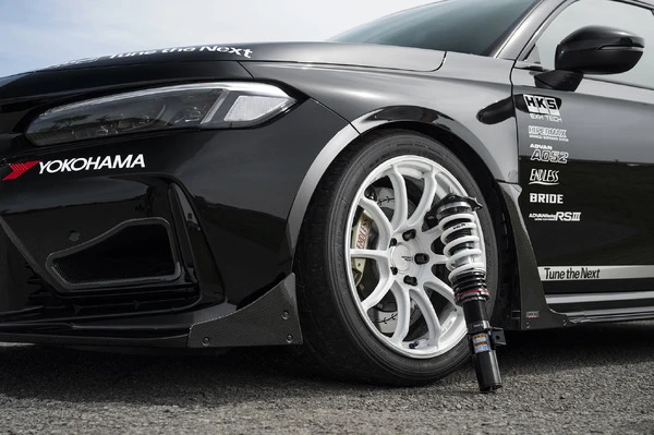 “走り”と“品格”の両立、HKS『HIPERMAX R』が導くシビック タイプRの新しい素顔