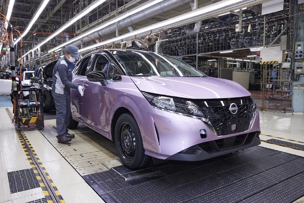 日産工場の今後は予測困難？…新聞ウォッチ土曜まとめエディション