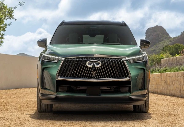 「竹林グリル」採用で一新、インフィニティの中型SUV『QX60』改良新型を米国発表