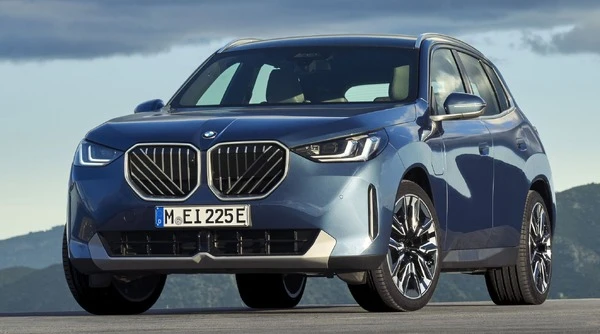 BMWグループ世界販売2.4%増、電動車両は15%増…2025年1-9月