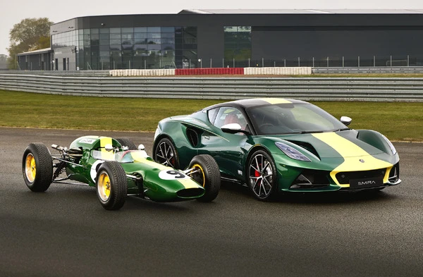 ロータス『エミーラ』に伝説のF1レーサー称える「クラーク・エディション」登場、世界限定60台