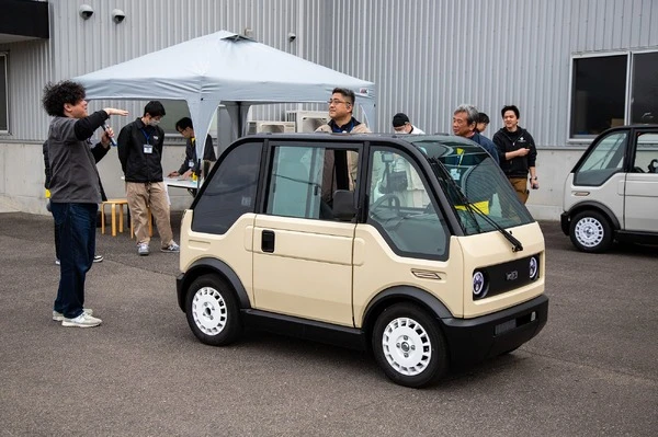 KGモーターズ、ユーザー参加型イベント開催、小型モビリティEV「mibot」の開発に反映へ