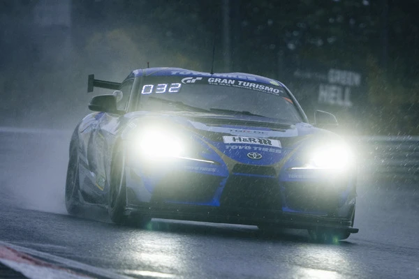 【ニュル24時間予選レース】魂の走りで木下隆之選手らが連続表彰台！トーヨータイヤ「PROXES Slicks」で6年越しのニュル24時間耐久レース優勝へ