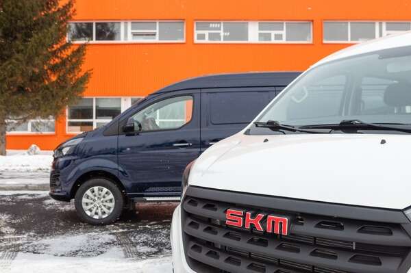 ロシアのアフトワズ、新商用車ブランド「SKM」立ち上げ…乗用ミニバンも展開へ