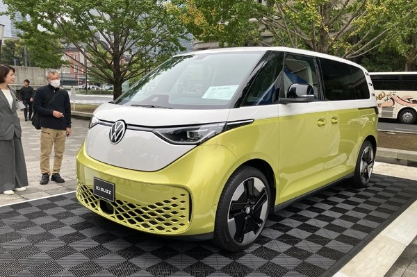 VW『ID. Buzz』日本仕様を初披露へ、「ブランドエキシビション」を東京・大阪・名古屋で開催