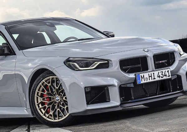 もはやハイパーカーレベル!? サーキット仕込み＆約1900万円のBMW『M2 CS』発表にSNS興奮