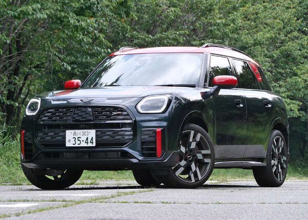 【MINI JCW カントリーマン 新型試乗】このクルマ、決して舐めてかかってはいけない…中村孝仁