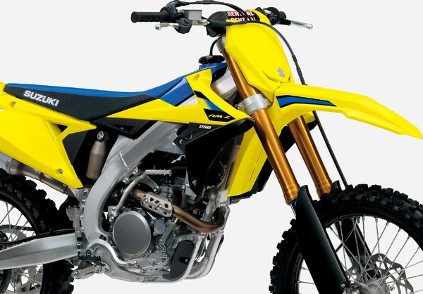 スズキのモトクロッサー『RM-Z250』2026年モデル発売、新色は「チャンピオンイエローNo2」