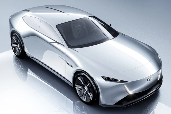 マツダ、ロータリーPHEV搭載スポーツ『ビジョン・クロスクーペ』公開…ジャパンモビリティショー2025