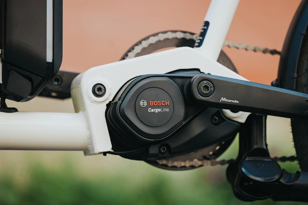 ボッシュeバイクシステムズ、パワーアップした新型ドライブユニットと新バッテリー発表