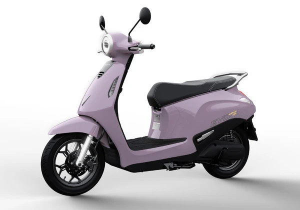 航続262kmの新型電動バイクが約10万円から、ビンファストが2モデル発表