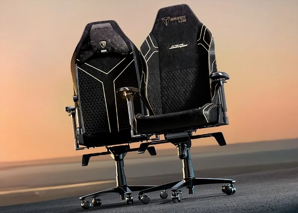 日本販売は1台のみ！ ランボルギーニ仕様のゲームチェア「スーパーレジェーラ」は27万円