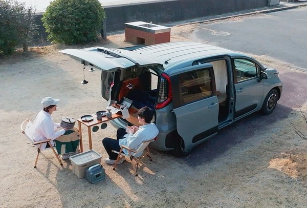 YURTの『シエンタ』用車中泊キットが大幅アップデート、生産体制見直しで8万円値下げも実現