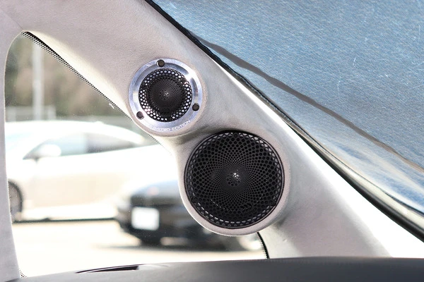 「DSPアンプ」と「ディスプレイオーディオが、車内リスニングの新たな定番へ！［車載用音響機材変遷史］
