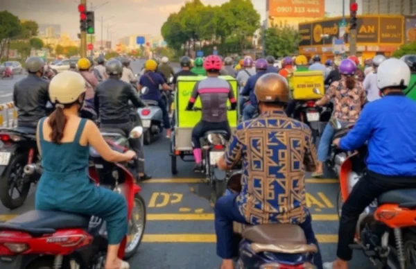 「バイク廃車110番」、ベトナムで街頭調査へ…日本の循環型社会のあり方を模索