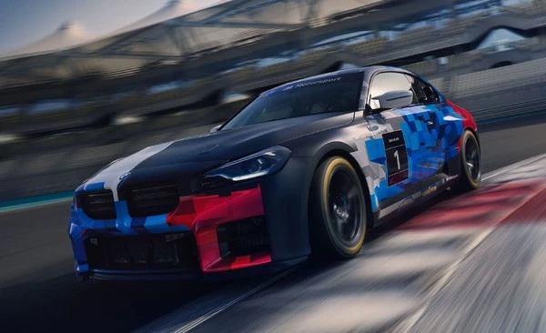 BMW『M2レーシング』、ニュル24時間レースで発売前の最終耐久テストへ