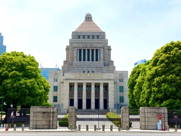 参院選、自公惨敗で参院も少数与党に、ガソリン暫定税率早期廃止も［新聞ウォッチ］