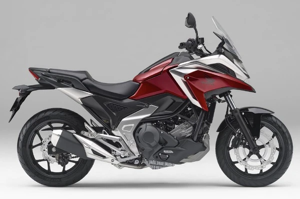 ホンダ『NC750X』284台をリコール…走行安定性に懸念