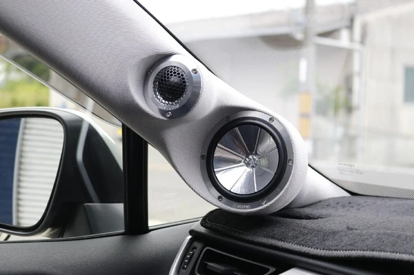 “情報量”を極めたRAV4、マイクロプレシジョンが導いたリアルサウンドの境地［Pro Shop インストール・レビュー］by  M.E.I.　後編