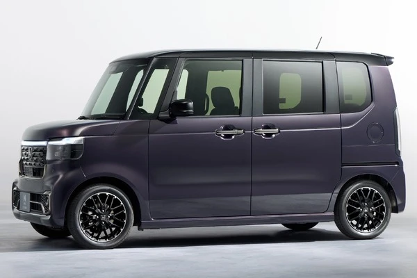 新車販売台数の総合1位はホンダ『N-BOX』、ランキングは登録車と軽自動車で半々　2025年上半期