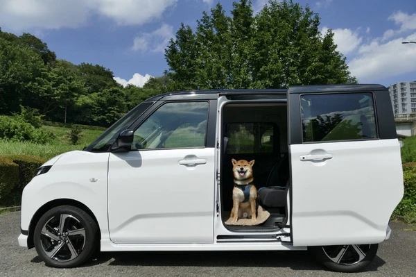 【ダイハツ ムーヴ 新型試乗】つい“ジャケ買い”しそうになる、プレーンな良き実用車…島崎七生人