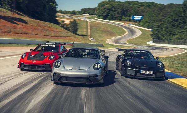 3種類のポルシェ911、米「ロード・アトランタ」に挑戦…『GT2 RS マンタイキット』が量産車新記録