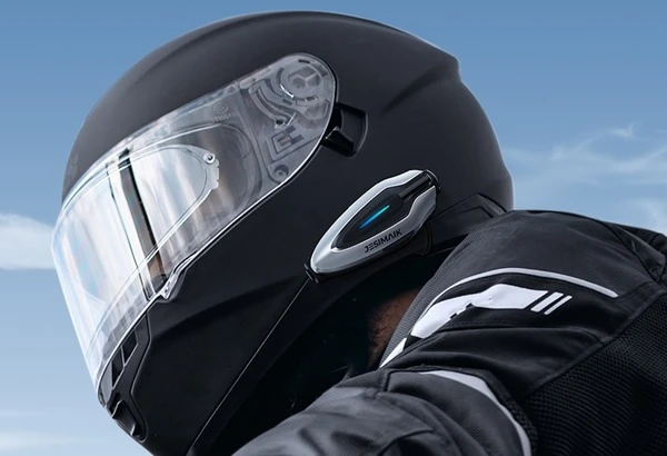 「1秒で着脱できる」バイク用インカム『H6』が新発売！ 高音質で快適ツーリング