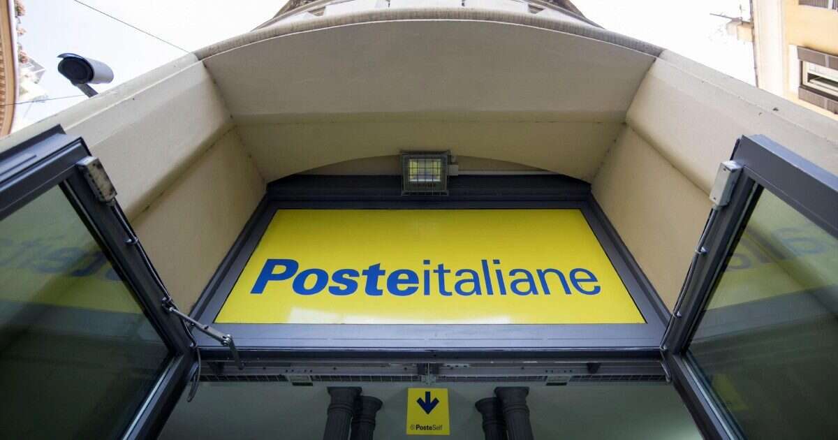 Direttore delle Poste di Cesano Maderno fa sparire 500mila euro dai conti e scappa a Capo Verde: arrestato al rientro