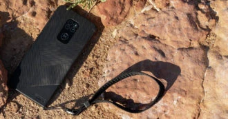 Motorola Defy, ufficiale il nuovo smartphone rugged in grado di resistere alle sfide più dure