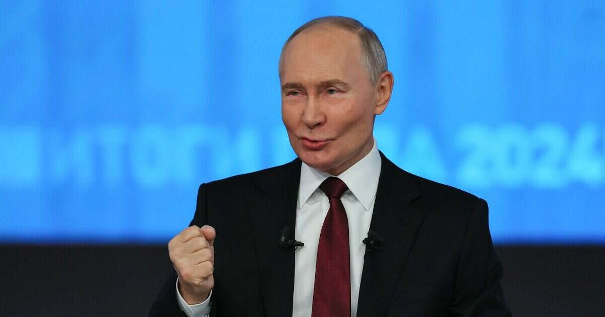 Putin rivendica i successi in Ucraina: “Vicini ai nostri obiettivi”. E sull’economia risponde all’Ue: “Continuiamo a crescere”